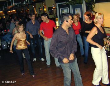 Salsa im U1, Schwaz / Tirol (anklicken zum Vergrssern - click to enlarge)