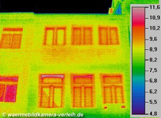 Buildings: Infrared photography of a house